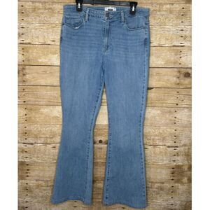PAIGE HIGH RISE BELL CANYON CASUAL CLASSIC LIGHT WASH EVERYDAY WEAR JEANS SZ. 31